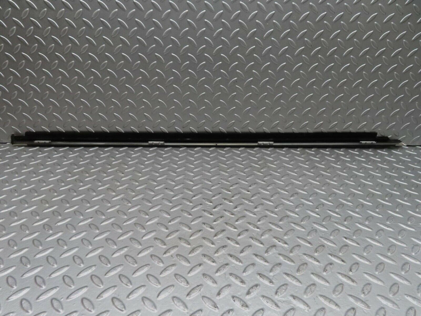 15194 Mercedes-Benz W140 S320 Front Left Door Chrome Moulding Trim
