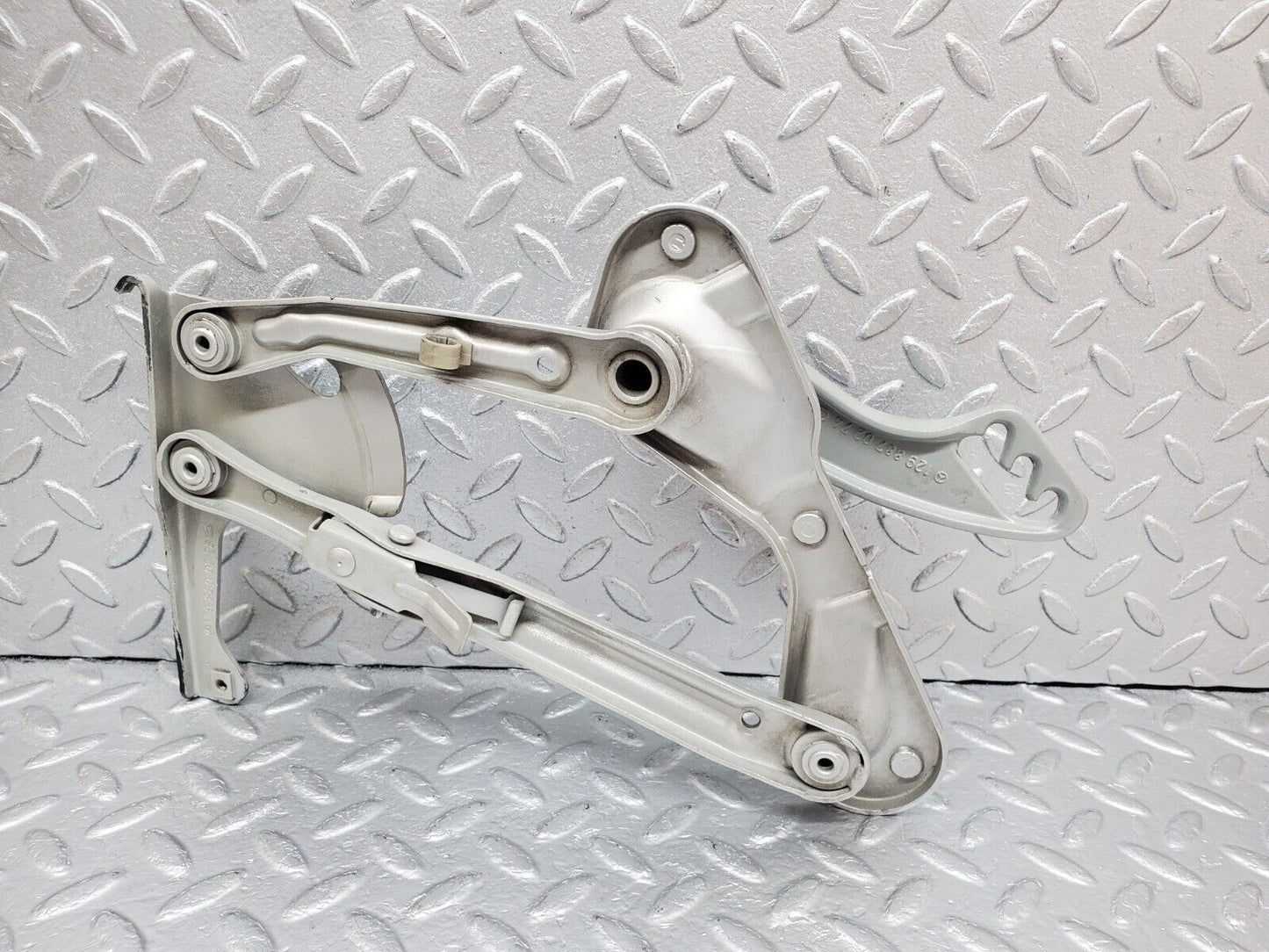 45084 Mercedes-Benz R129 300SL Coupe Bonnet Hinge Right 1298800228 1298870274