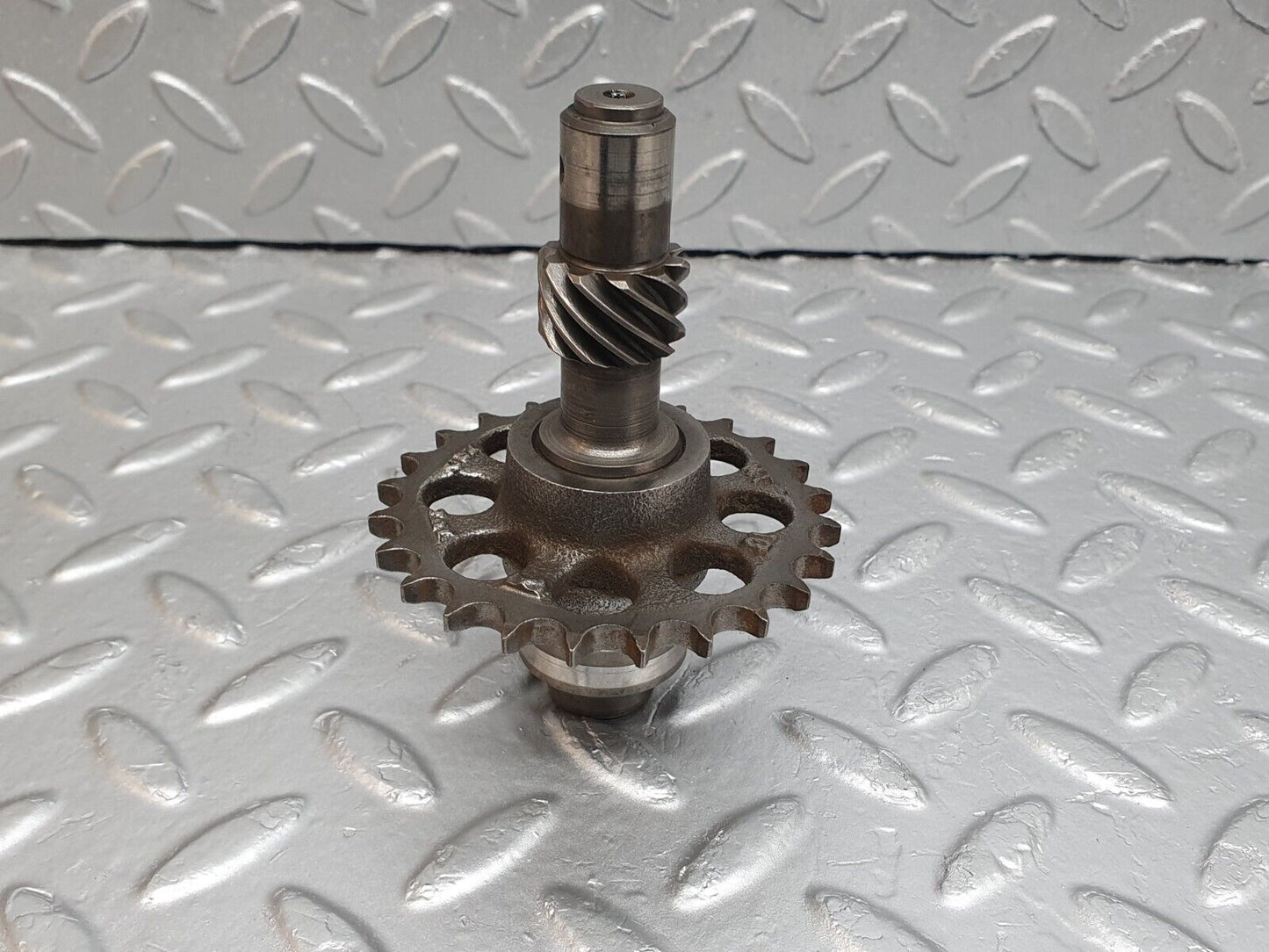 43069 Mercedes-Benz W123 Camshaft Intermediate Timing Gear