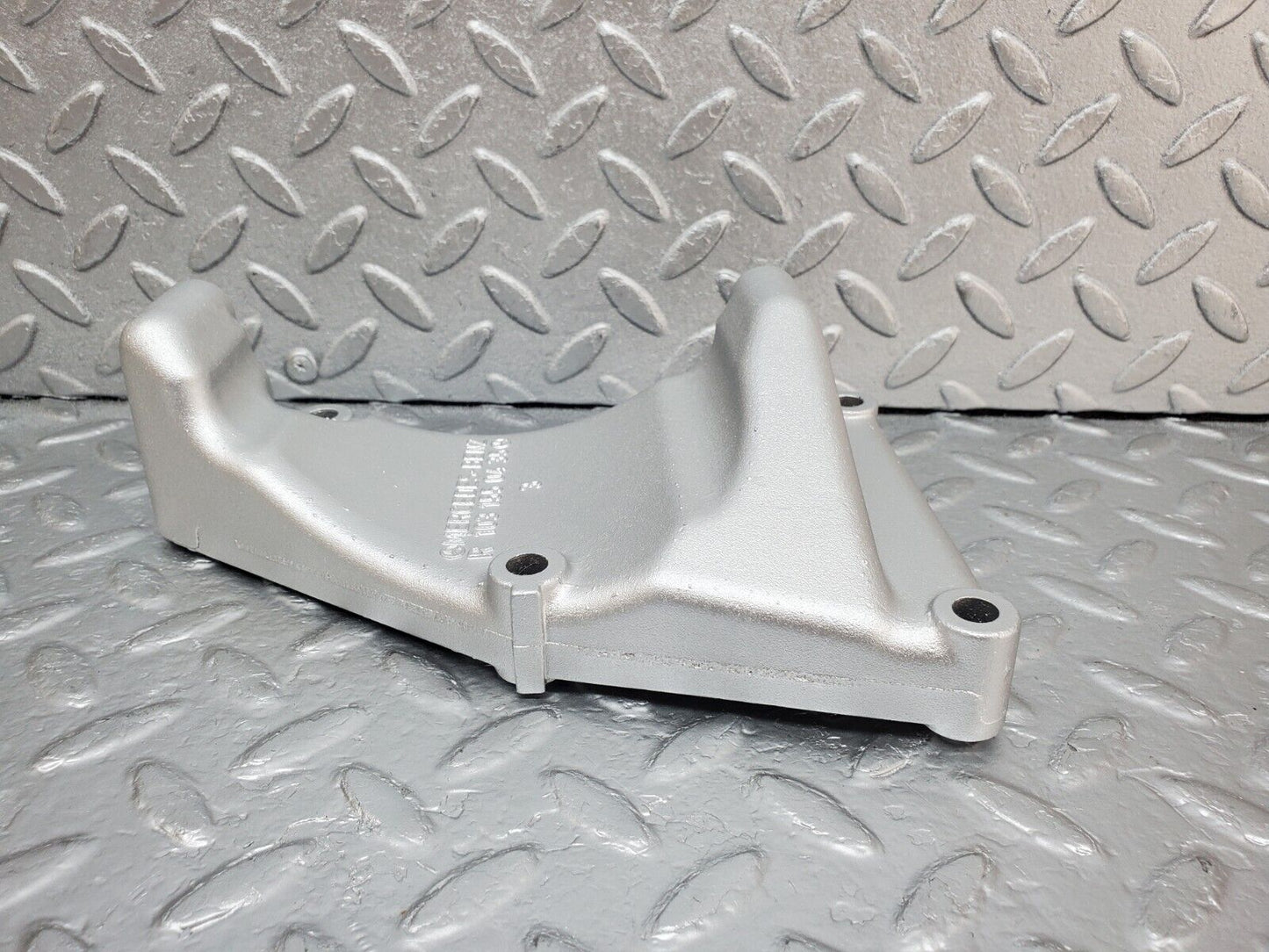 45080 Mercedes-Benz R129 300SL Coupe Alternator Generator Bracket 1031550435