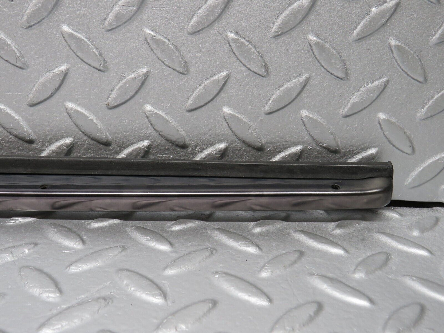 38520 Mercedes-Benz R129 280SL Coupe Trunk Lid Handle Trim 1297580396
