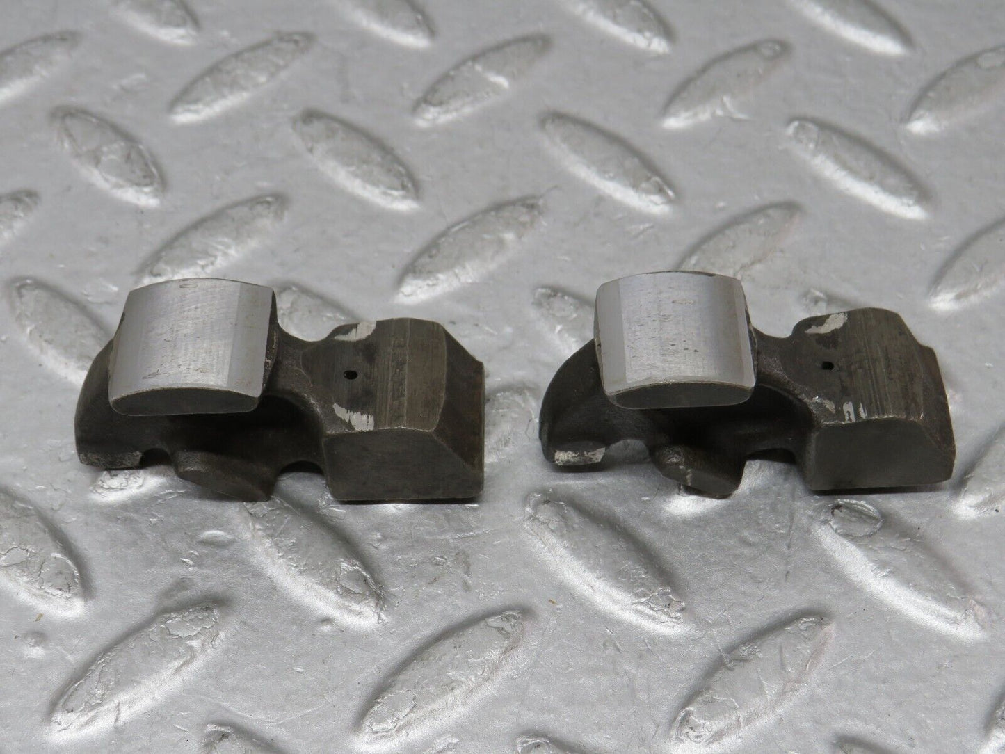 35643 Mercedes-Benz R107 280SL Valve Rocker Arm With Spring And Tappet