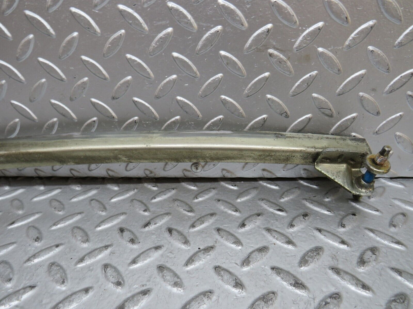 29193 Mercedes-Benz C124 320CE Coupe Right Door Window Channel
