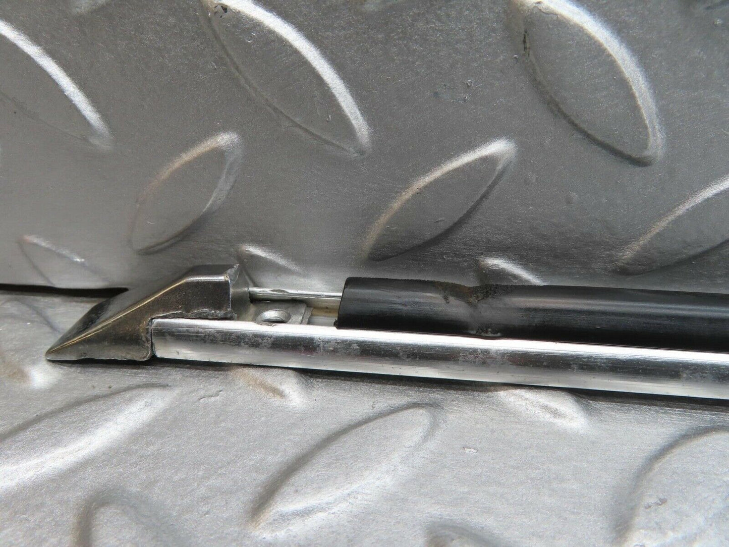 12945 Mercedes-Benz W111 220SE Front Left Door Centre Moulding Trim