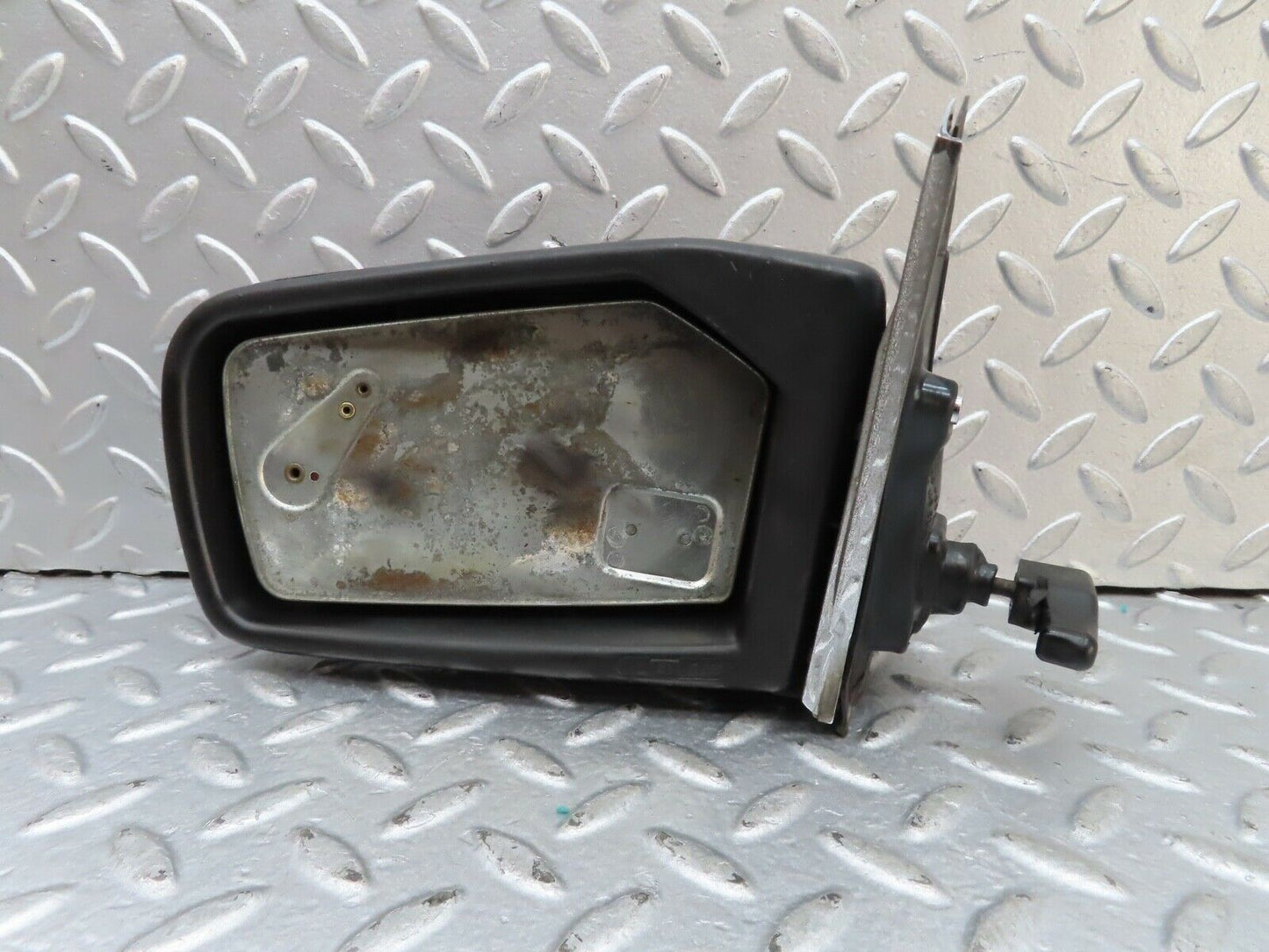 19219 Mercedes-Benz W123 300D Left Wing Mirror Housing 1238110341