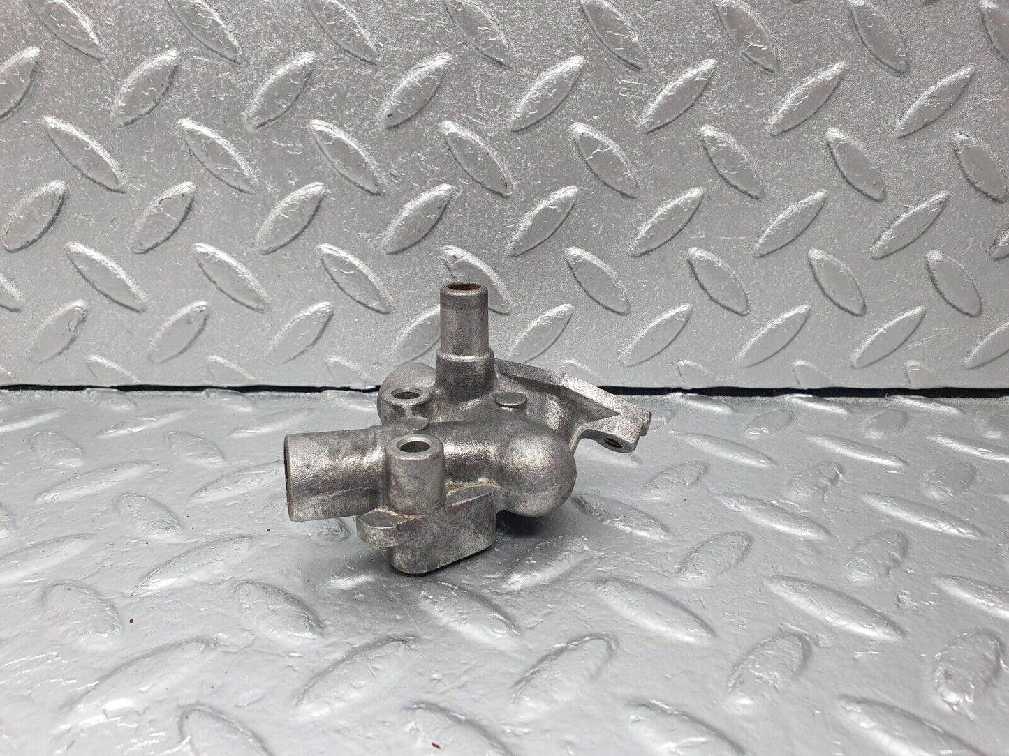 43530 Mercedes-Benz C126 380SEC Coupe Cold Start Valve Housing 1160940812