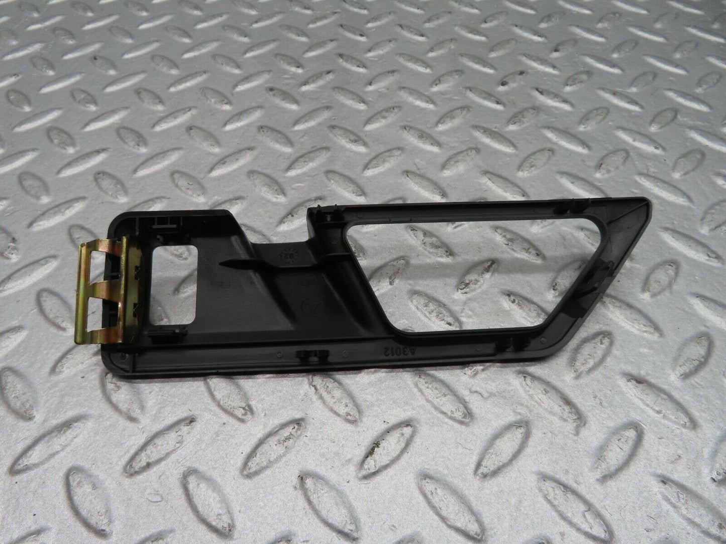 16246 Mercedes-Benz W124 260E Door Opener Frame Rear Left