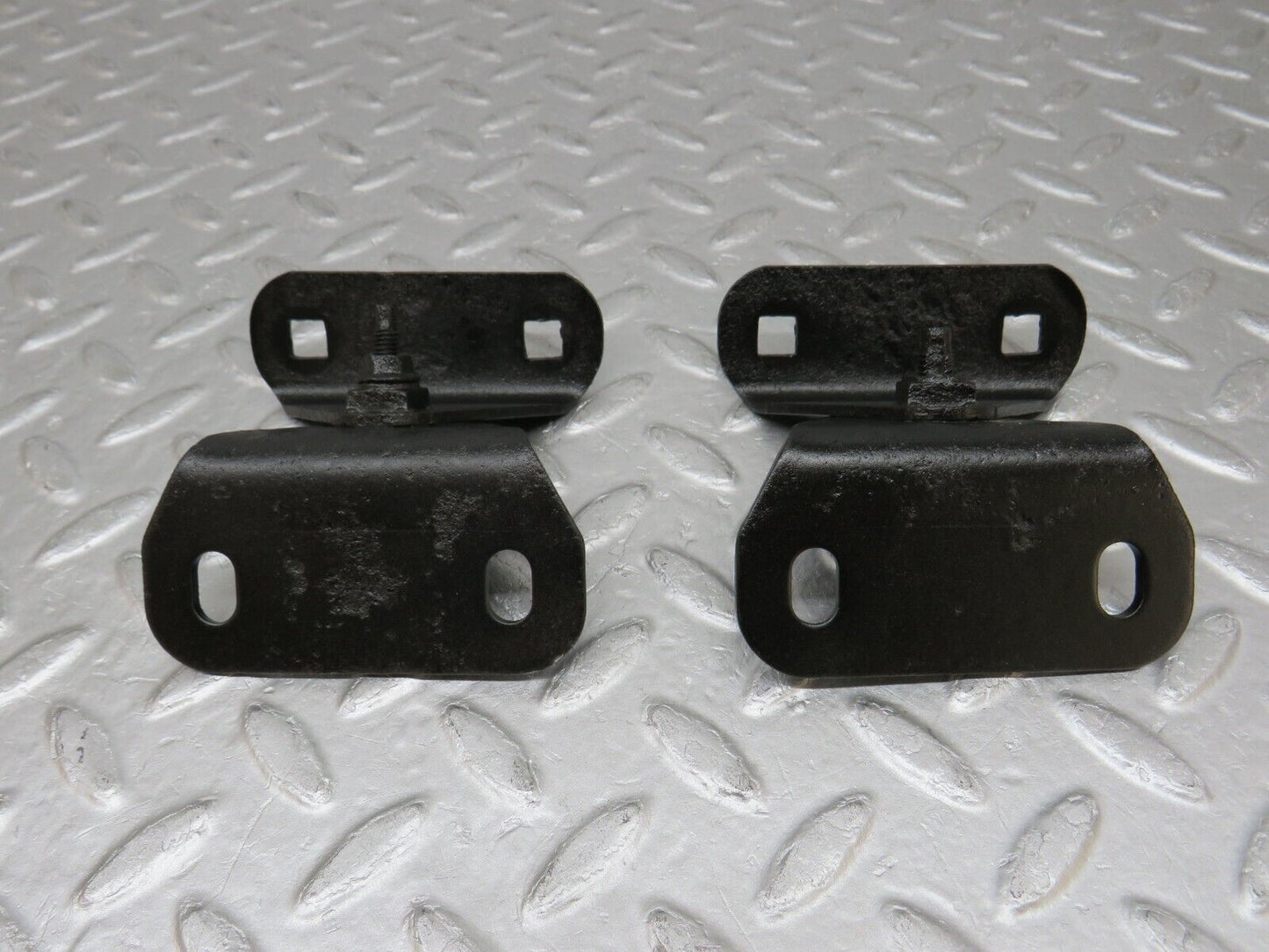 37562 Mercedes-Benz W109 300SEL Rear Bumper Bracket Pair