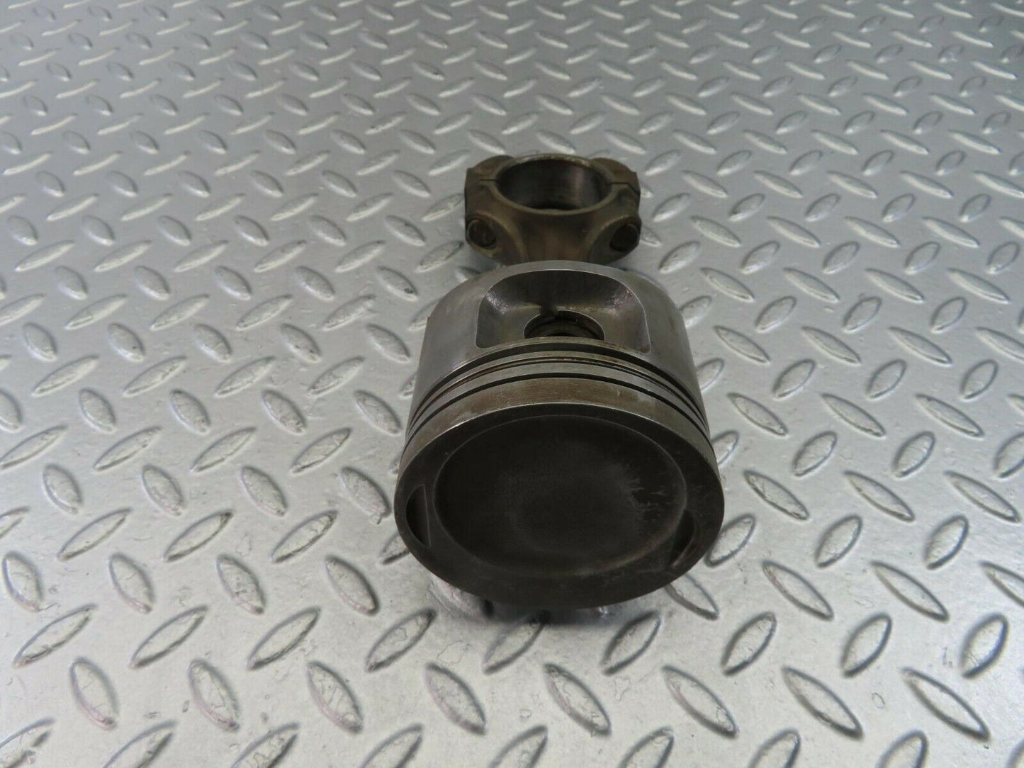 10136 Mercedes-Benz C123 230CE Coupe Piston With Connecting Rod 95.475 mm