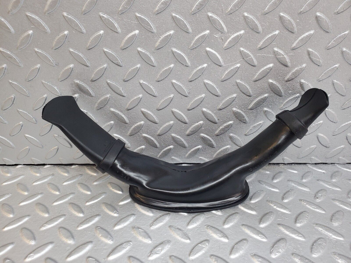 44775 Mercedes-Benz W124 220E Heater Water Drain 1248320025 1248320294