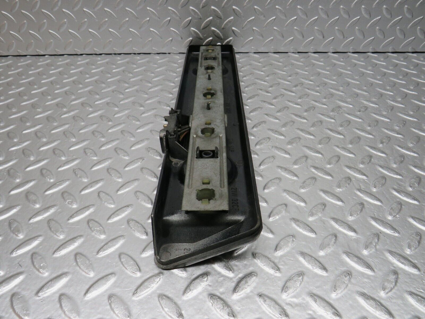 0105 Mercedes-Benz W123 Tail Light Bulb Holder Right Side 22064R