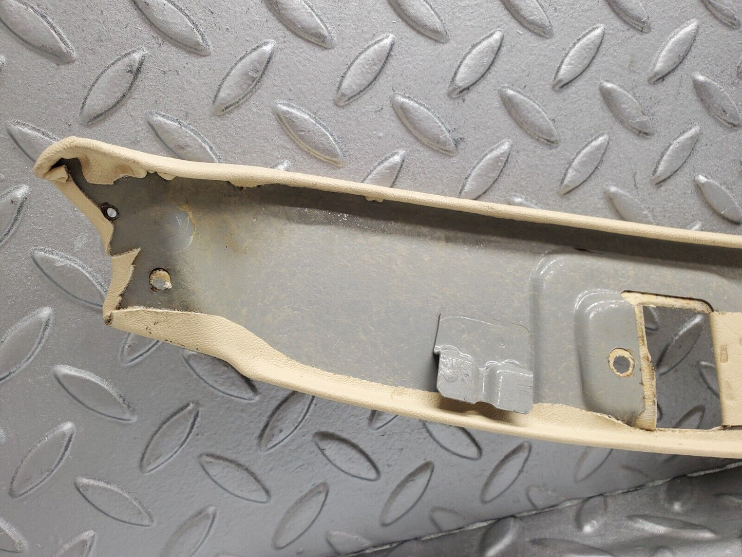 46807 Mercedes-Benz R129 320SL Coupe Headlining Cover Trim Beige 1298211451