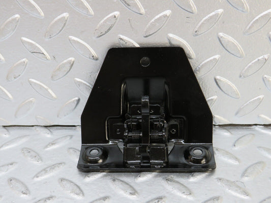 26113 Mercedes-Benz W116 450SE Trunk Boot Lock Latch 1137500285