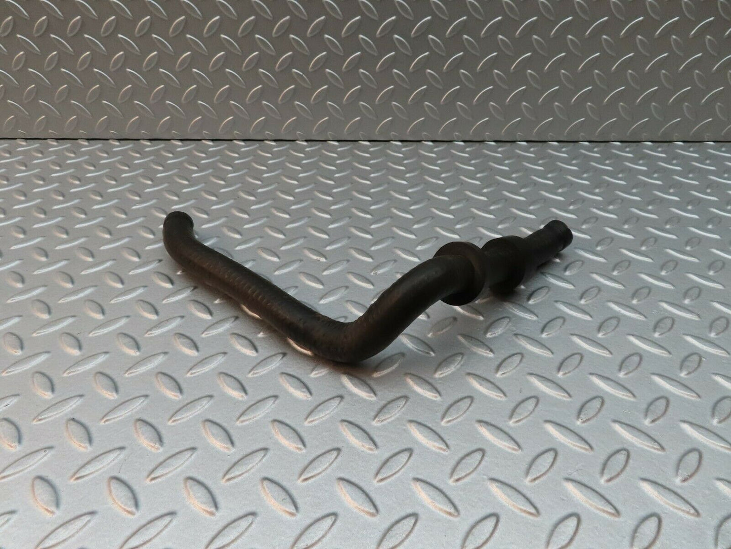 5085 Mercedes-Benz R107 350SL Radiator Pipe Hose