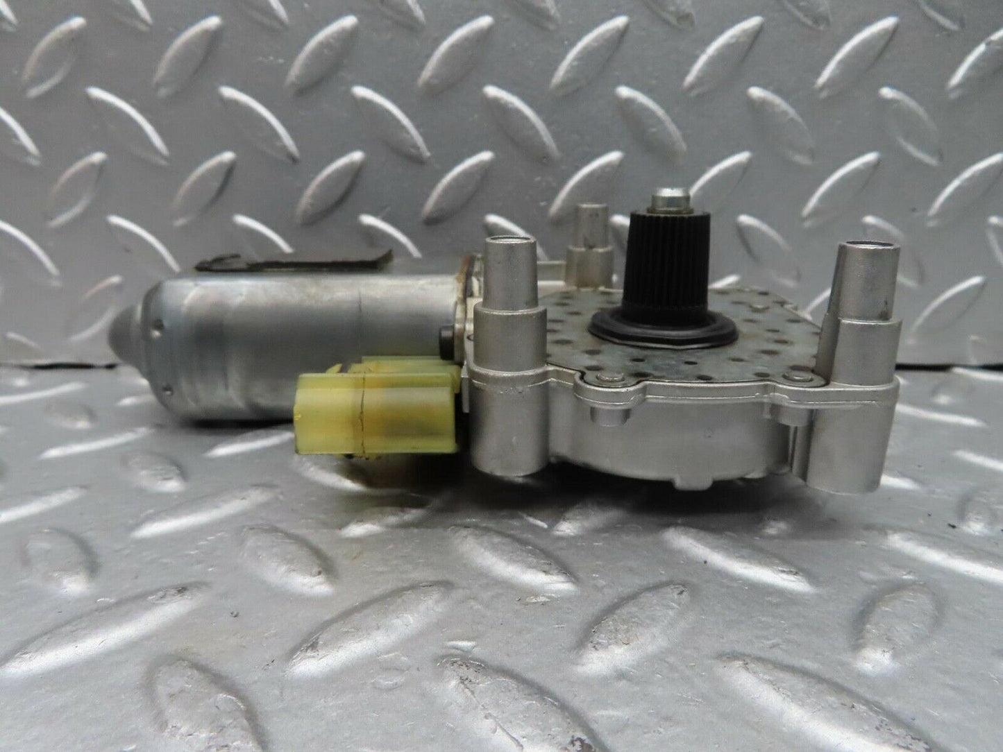 14974 Mercedes-Benz W140 S320 Rear Right Window Regulator Motor 0130821501