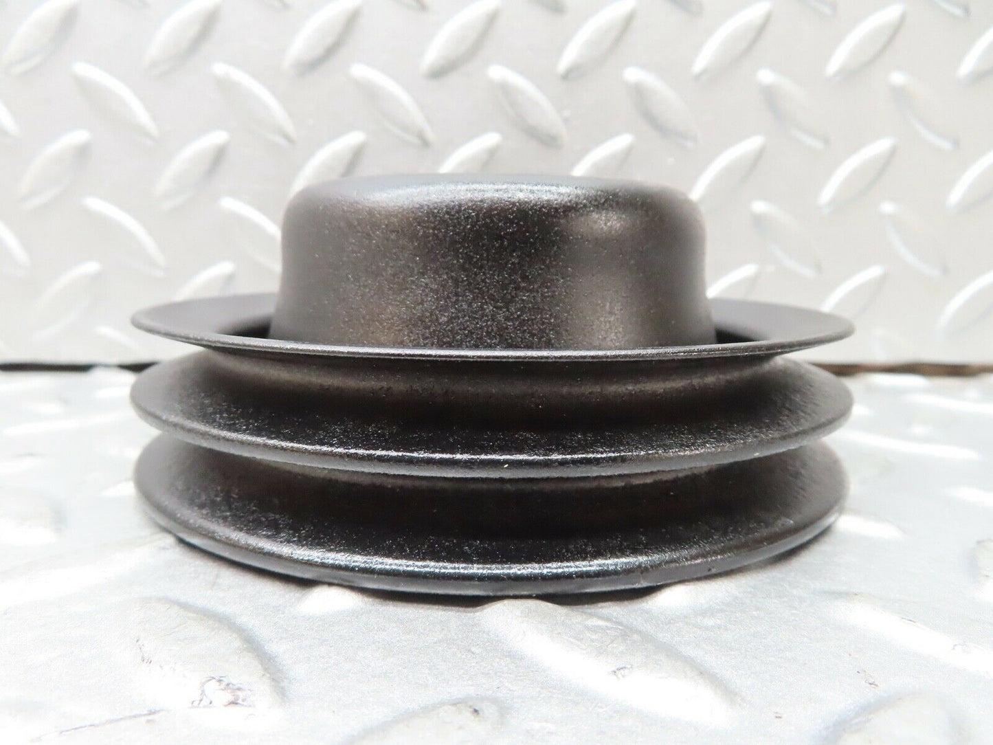 17799 Mercedes-Benz W116 450SEL Water Pump Pulley