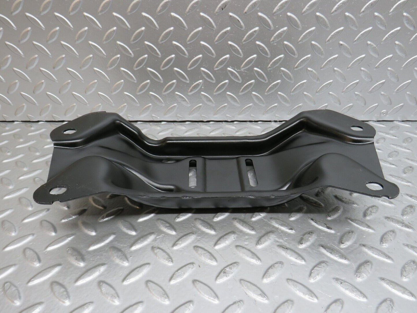 29644 Mercedes-Benz W123 230E Gearbox Mount Bracket