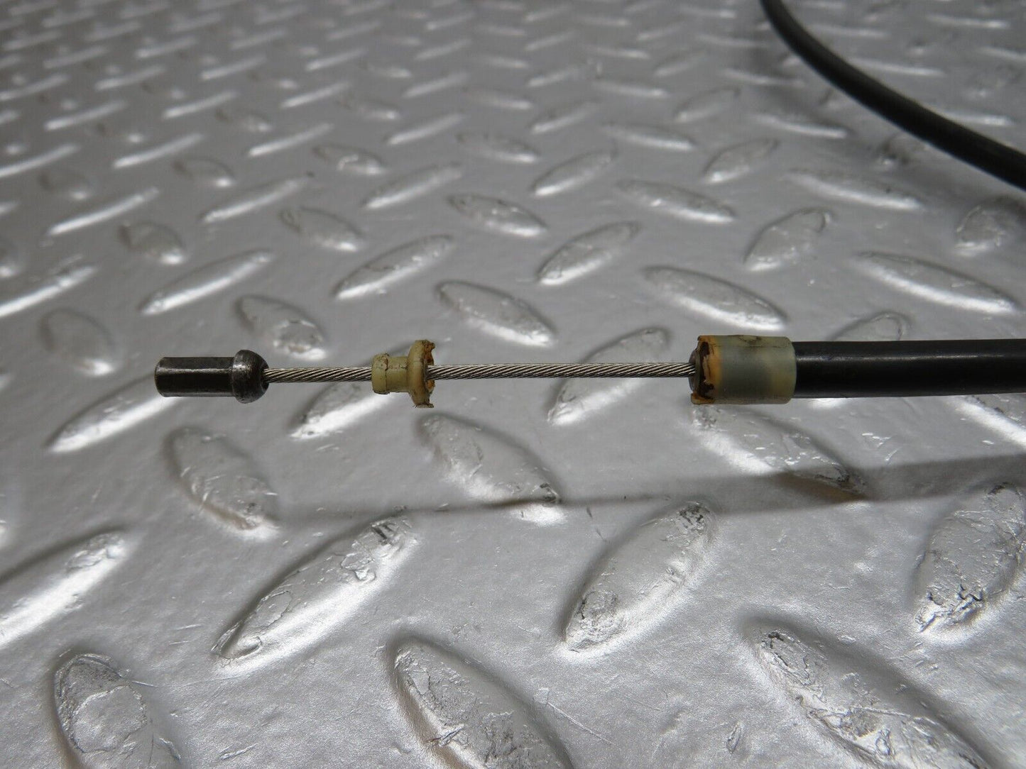 33511 Mercedes-Benz W202 C180 Bonnet Release Cable 2028800159