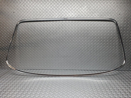 40771 Mercedes-Benz W123 300D Rear Windscreen Chrome Frame