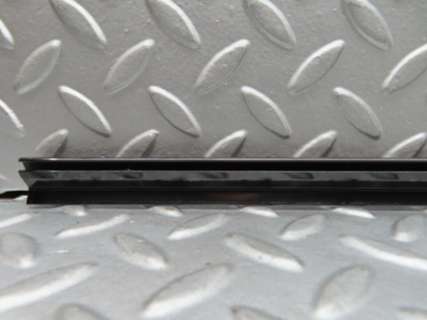 17379 Mercedes-Benz R129 300SL Coupe Left Door Chrome Trim