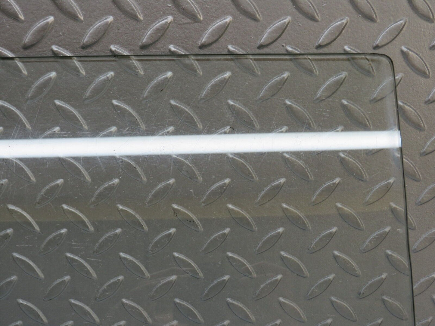 35791 Mercedes-Benz W108 Rear Right Door Window Glass