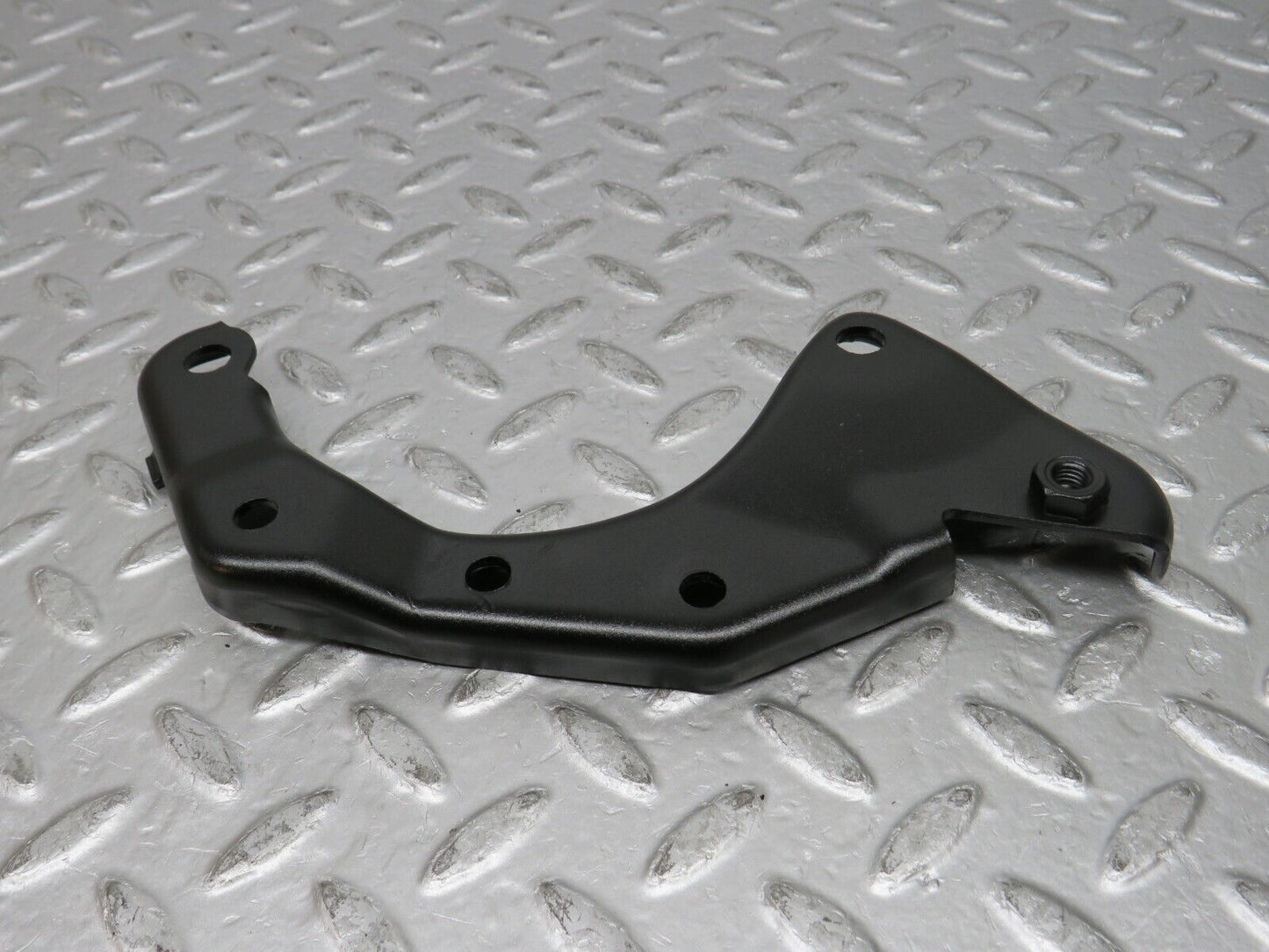 31787 Mercedes-Benz W201 190LE Alternator Generator Holder Bracket
