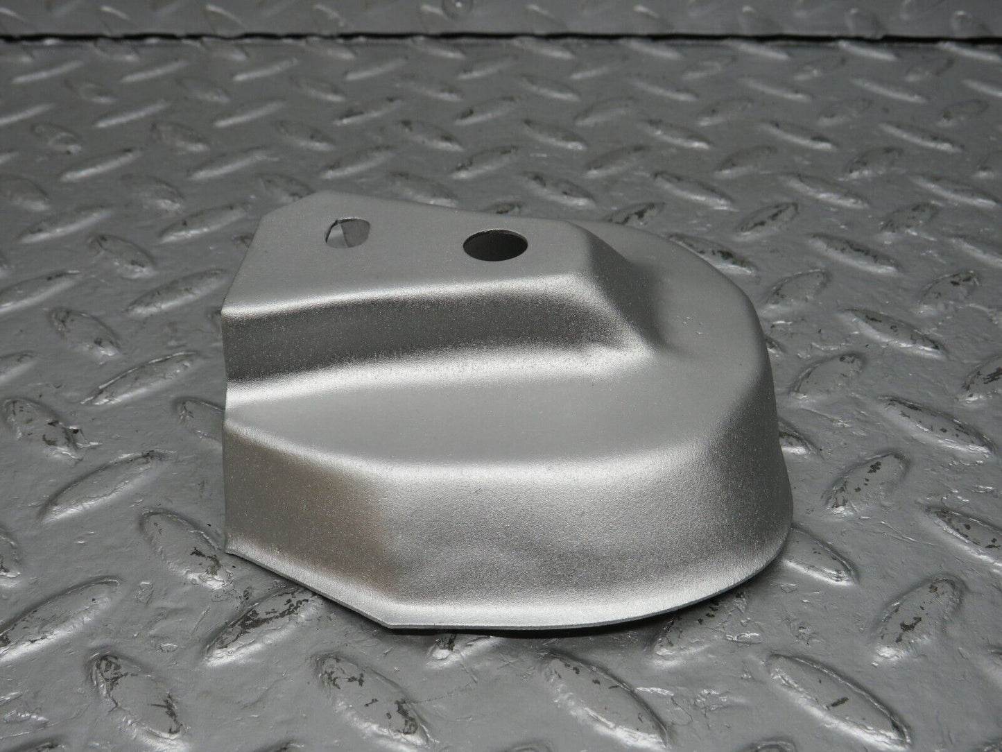 40123 Mercedes-Benz R107 350SL Coupe Engine Mount Bracket Heat Shield Right