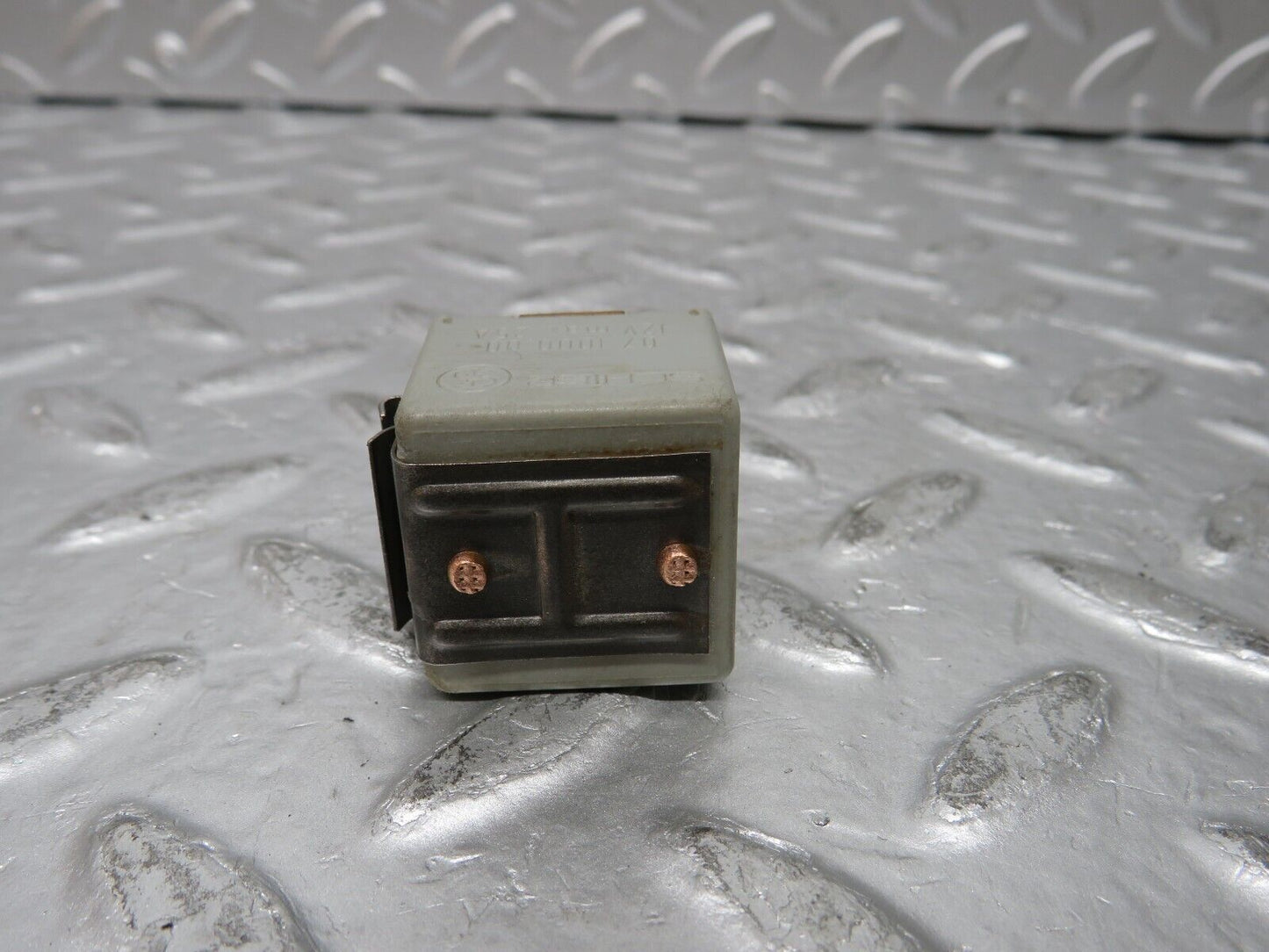 30090 Porsche 924 Multi Purpose Relay 321919505