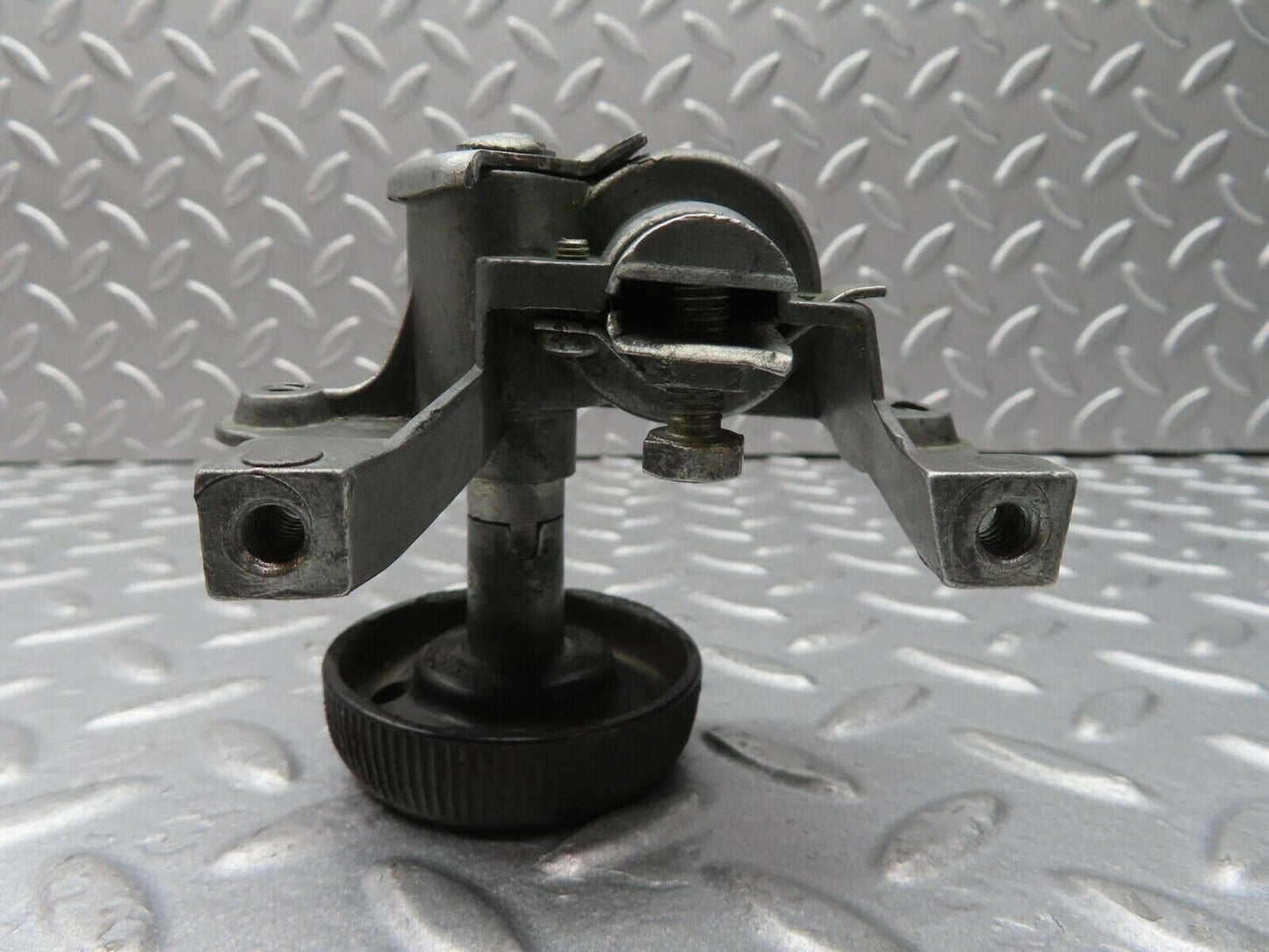 13126 Mercedes-Benz W111 220S Vent Window Regulator Left