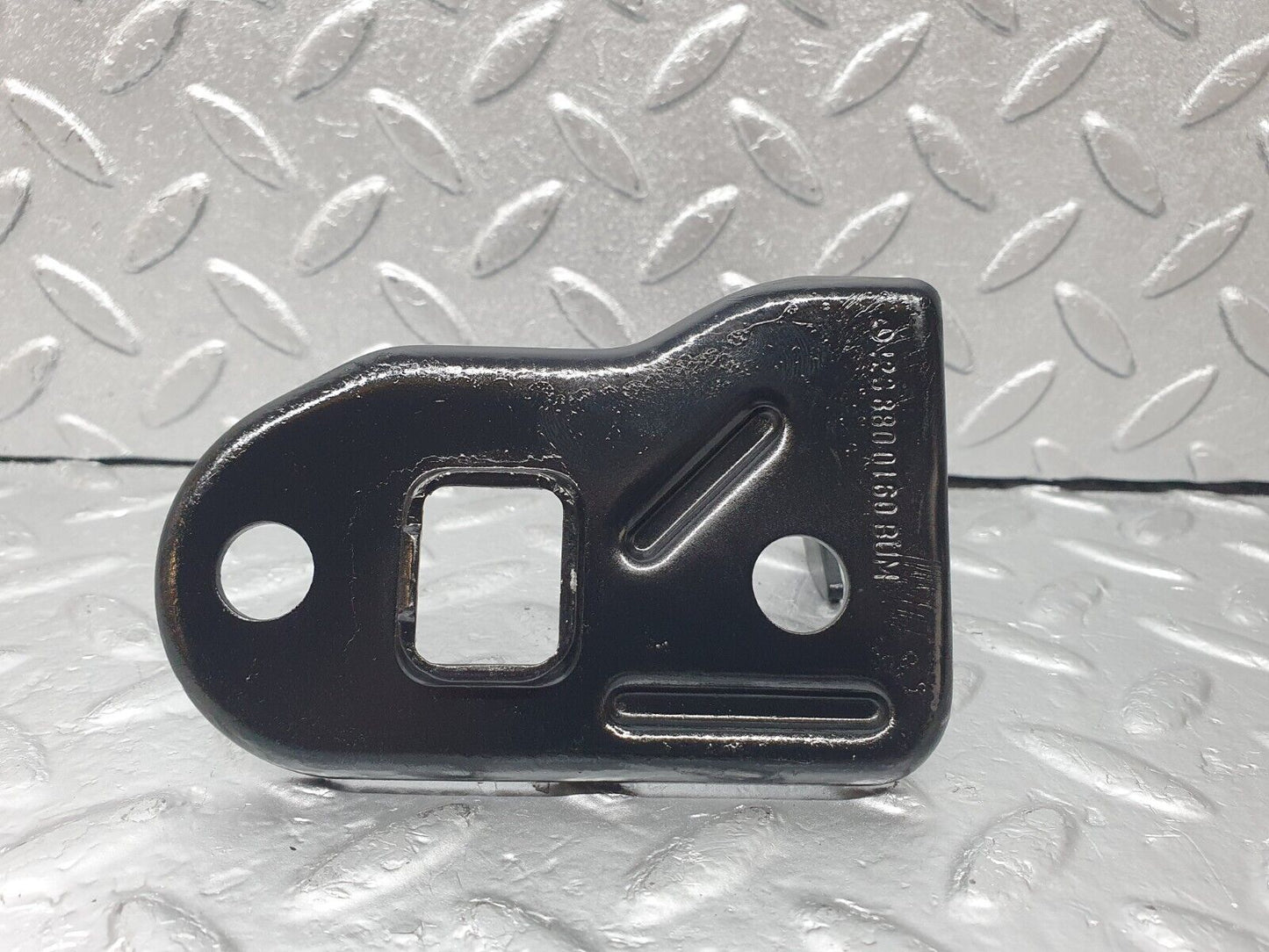 44069 Mercedes-Benz C123 230CE Coupe Bonnet Safety Latch
