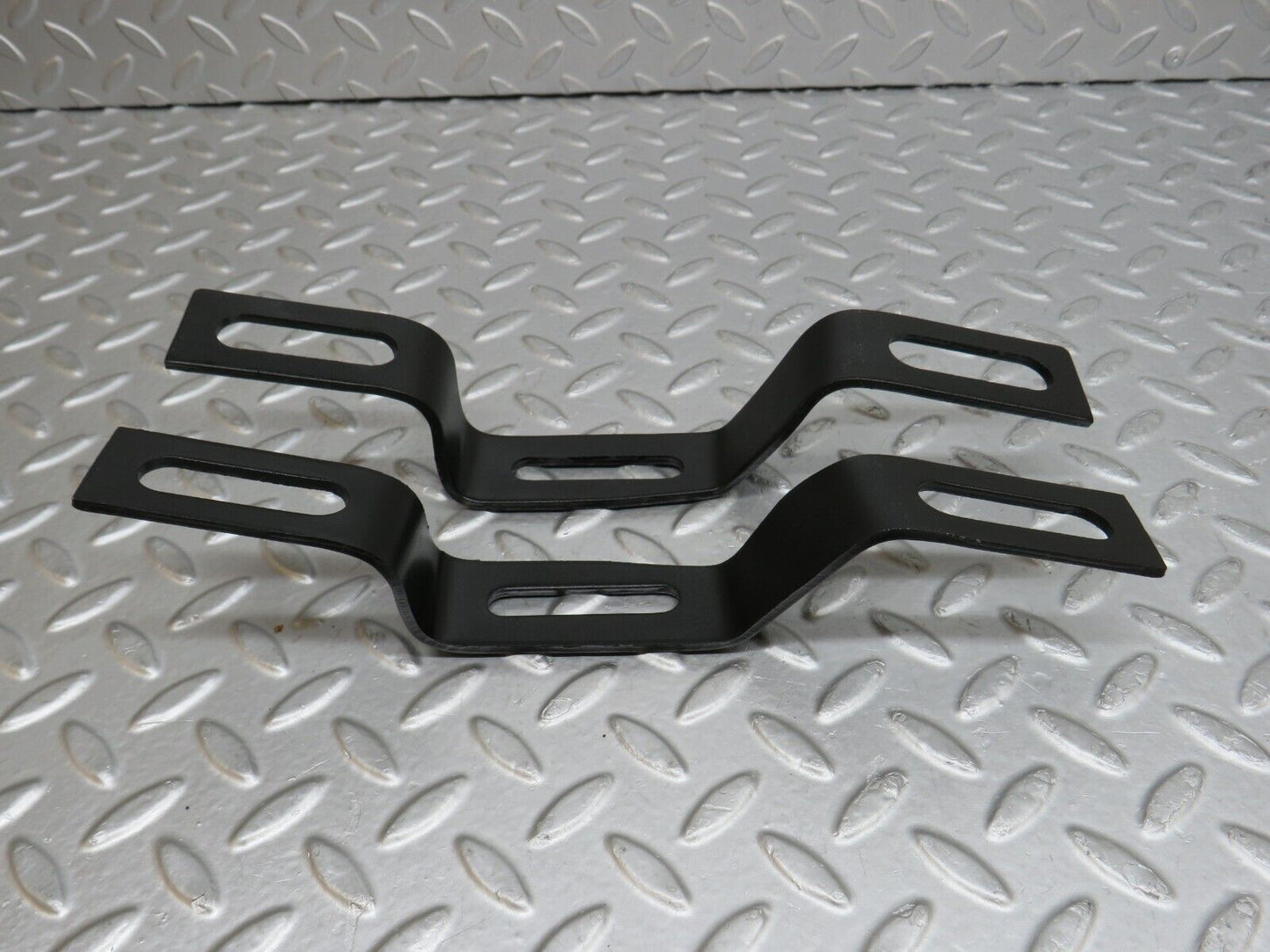 35682 Mercedes-Benz R107 280SL Front Bumper Bracket