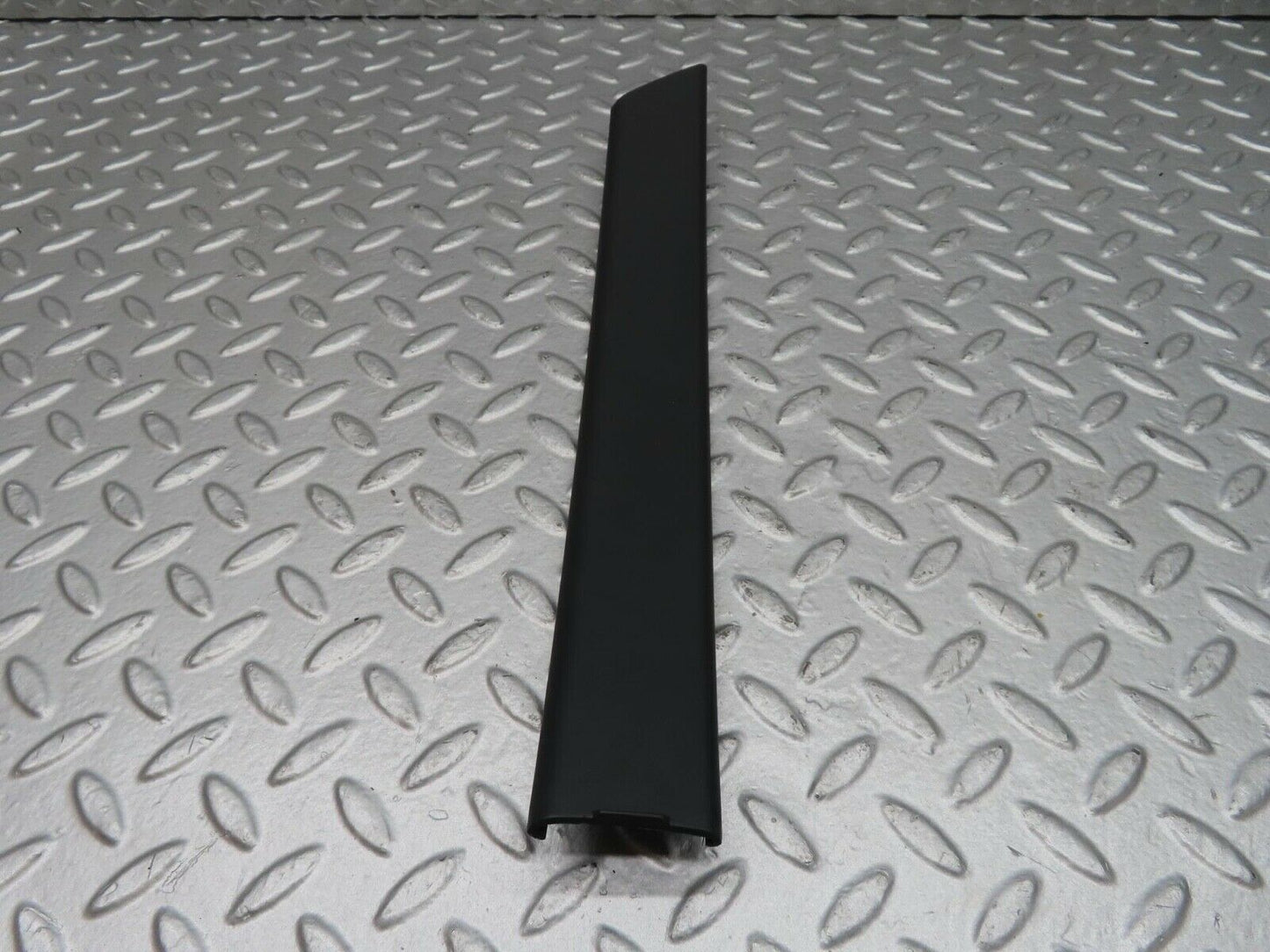 14997 Mercedes-Benz W140 S320 Rear Left Quarter Window Channel Inner Cover