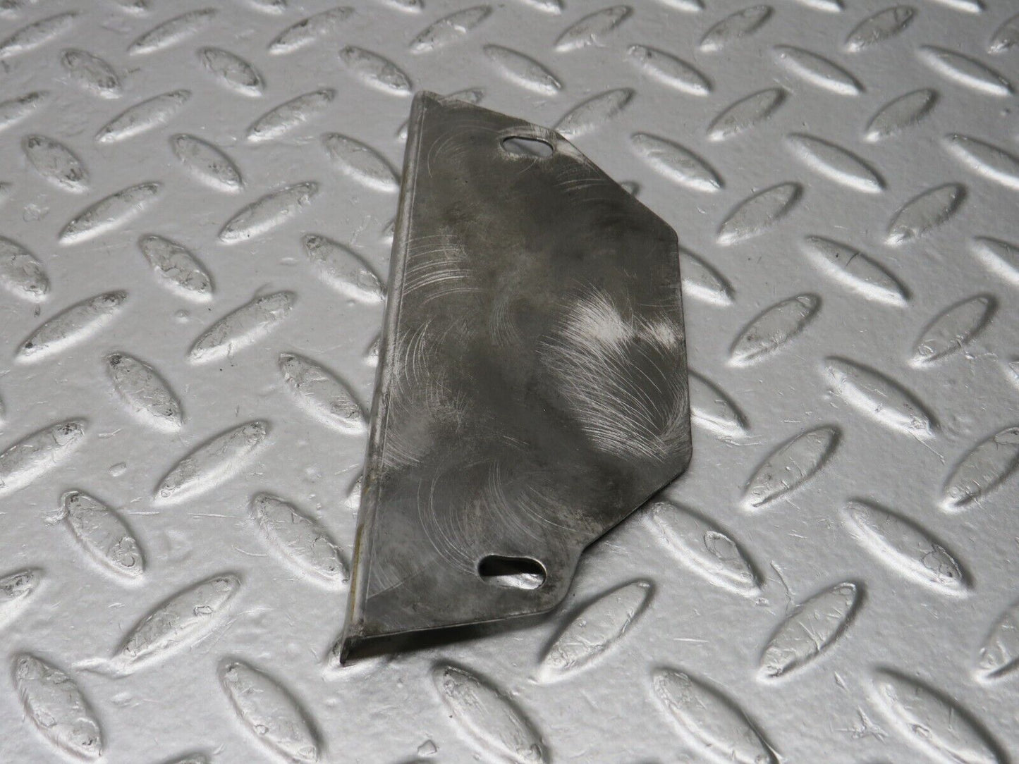 32919 Mercedes-Benz W123 300D Gearbox Flange Cover