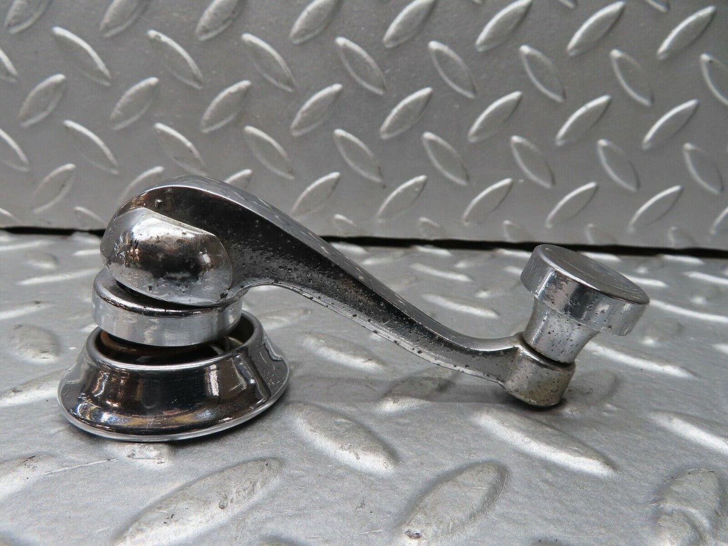 19009 Mercedes-Benz W120 W121 Ponton Window Lifter Crank Handle Chrome