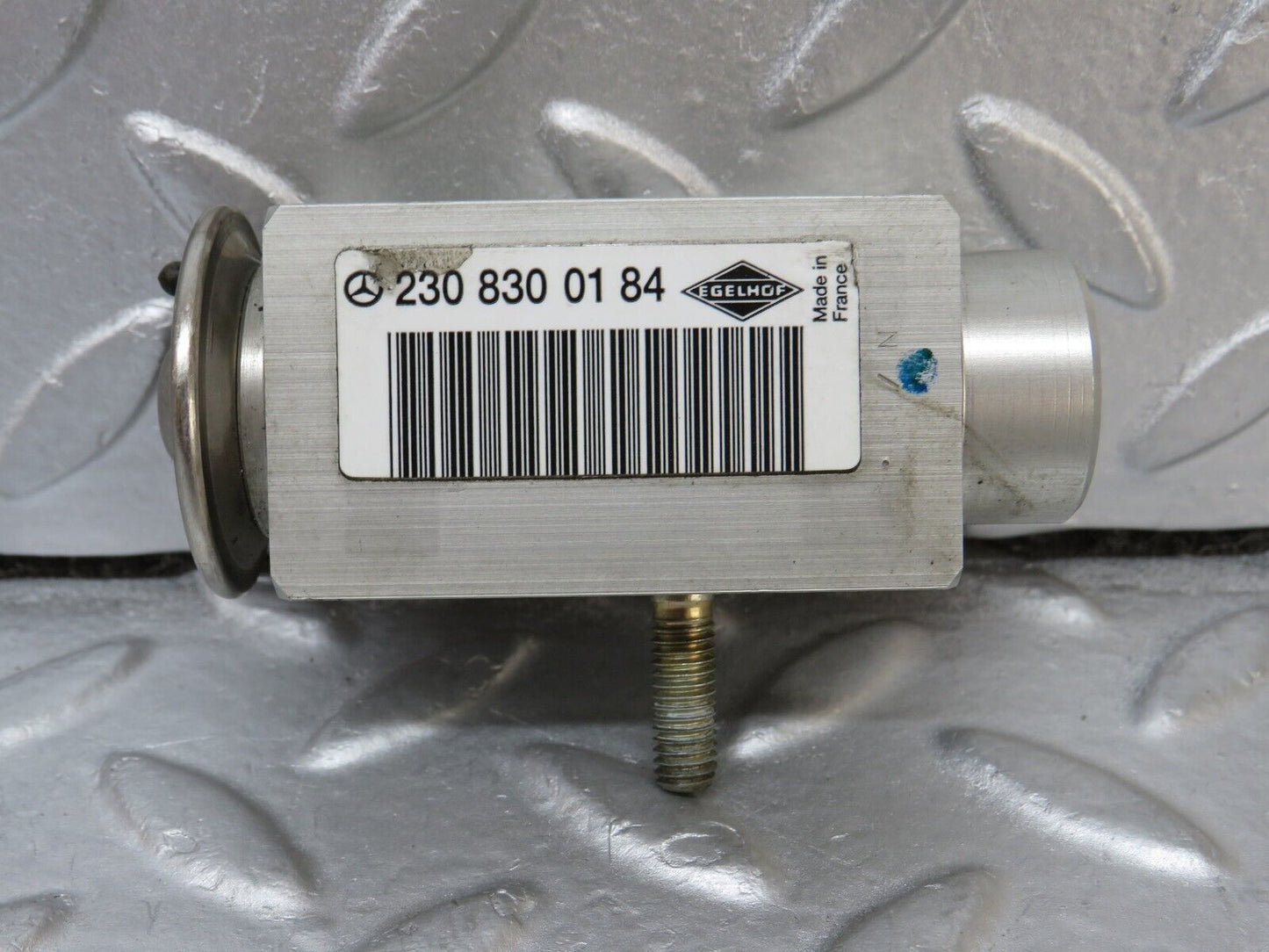 35139 Mercedes-Benz W221 Air Condition Expansion Valve 2308300184