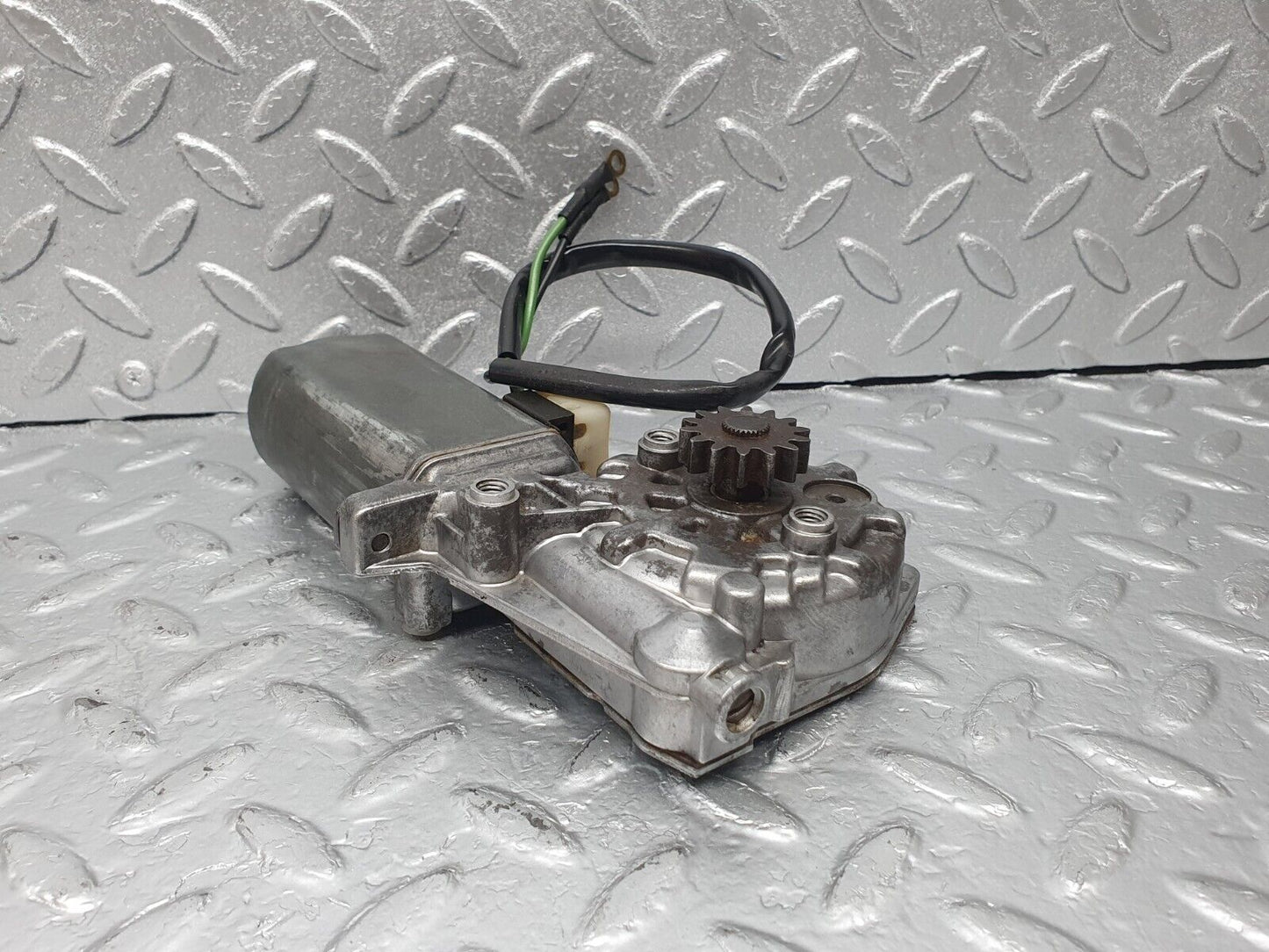 43652 Mercedes-Benz C126 380SEC Coupe Rear Right Power Window Regulator Motor Bosch