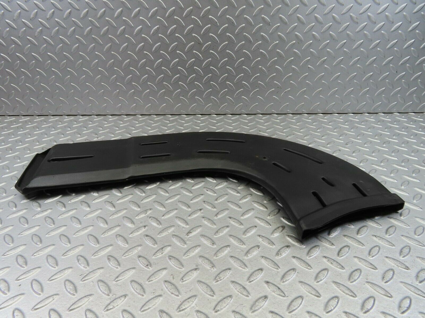 9631 Mercedes-Benz C123 280CE Coupe Heating Air Duct Right Side 1238311046