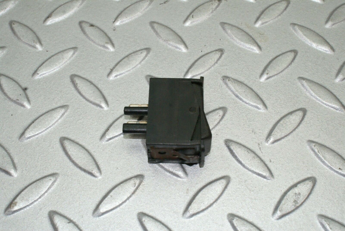 2612 Mercedes-Benz W116 350SE Interior Dome Light Switch 0008205810