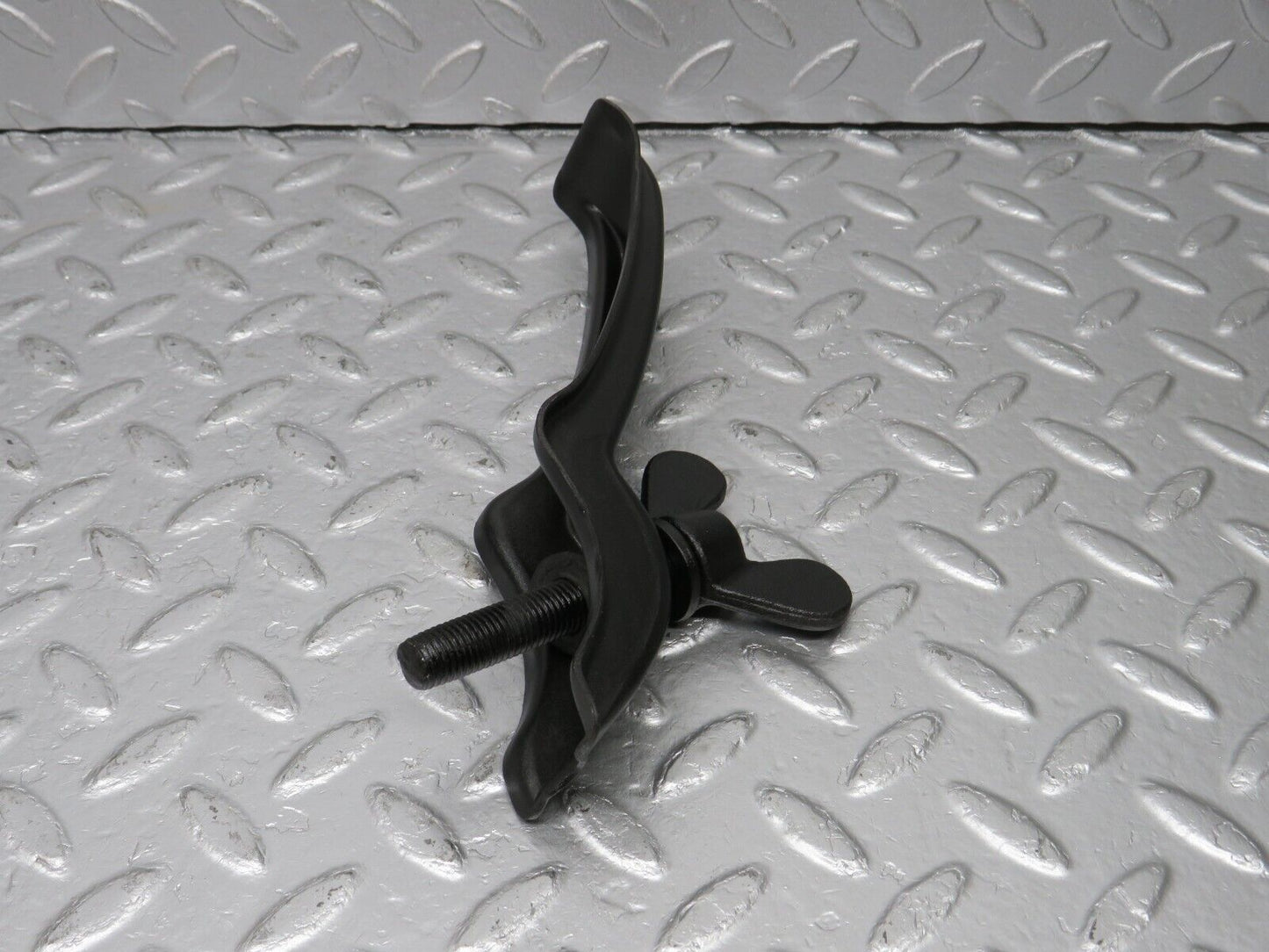 40406 Mercedes-Benz W110 230 Spare Wheel Holder