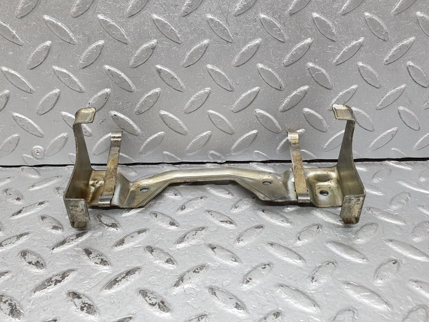 41258 Mercedes-Benz W126 300SE ABS Module Holder Bracket
