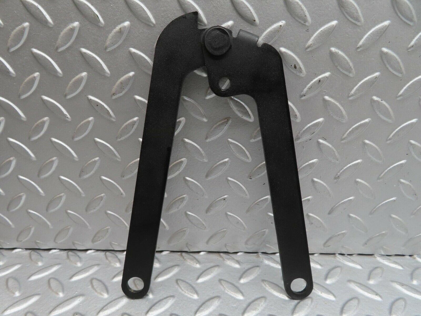 13886 Mercedes-Benz C107 280SLC Bonnet Hinge Right Side