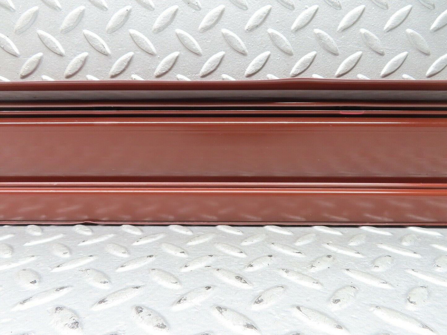 21485 Mercedes-Benz W126 300SE Front Left Door Sill Cover Burgundy Red