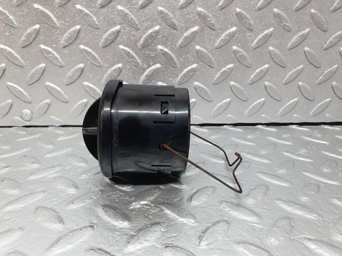 43259 Mercedes-Benz W108 280SE Dashboard Air Vent