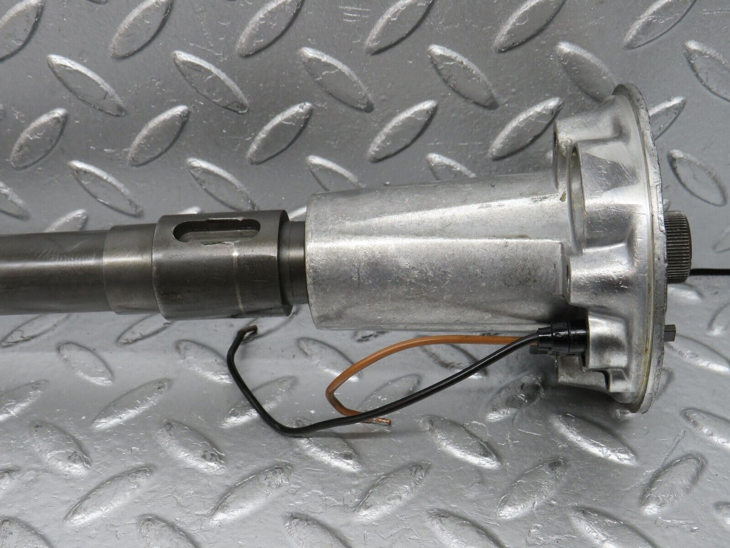 33198 Mercedes-Benz C107 R107 Steering Column Shaft 1154621835