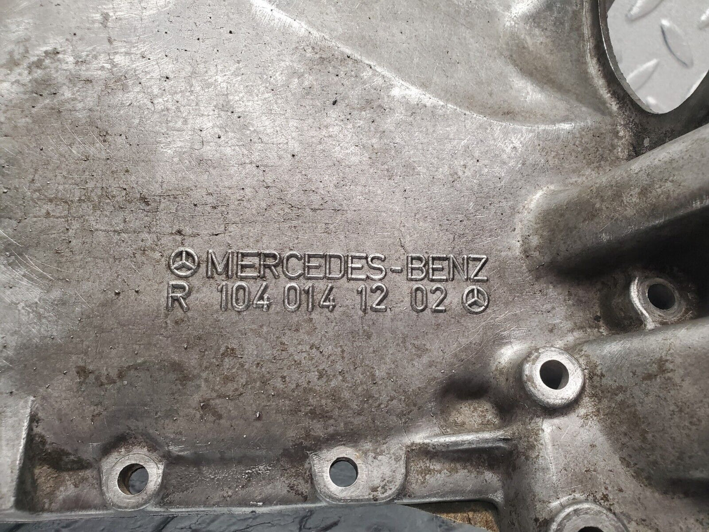46231 Mercedes-Benz W124 280E Oil Pan Oil Sump 1040141202
