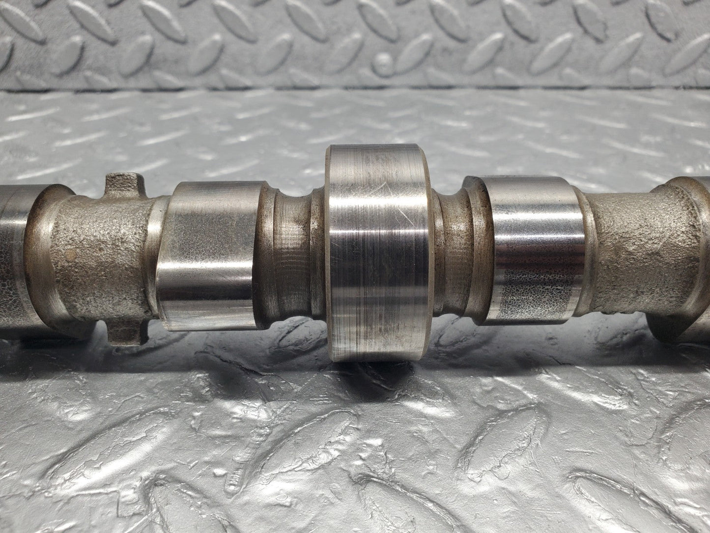 W126 Coupe camshaft right side used OEM