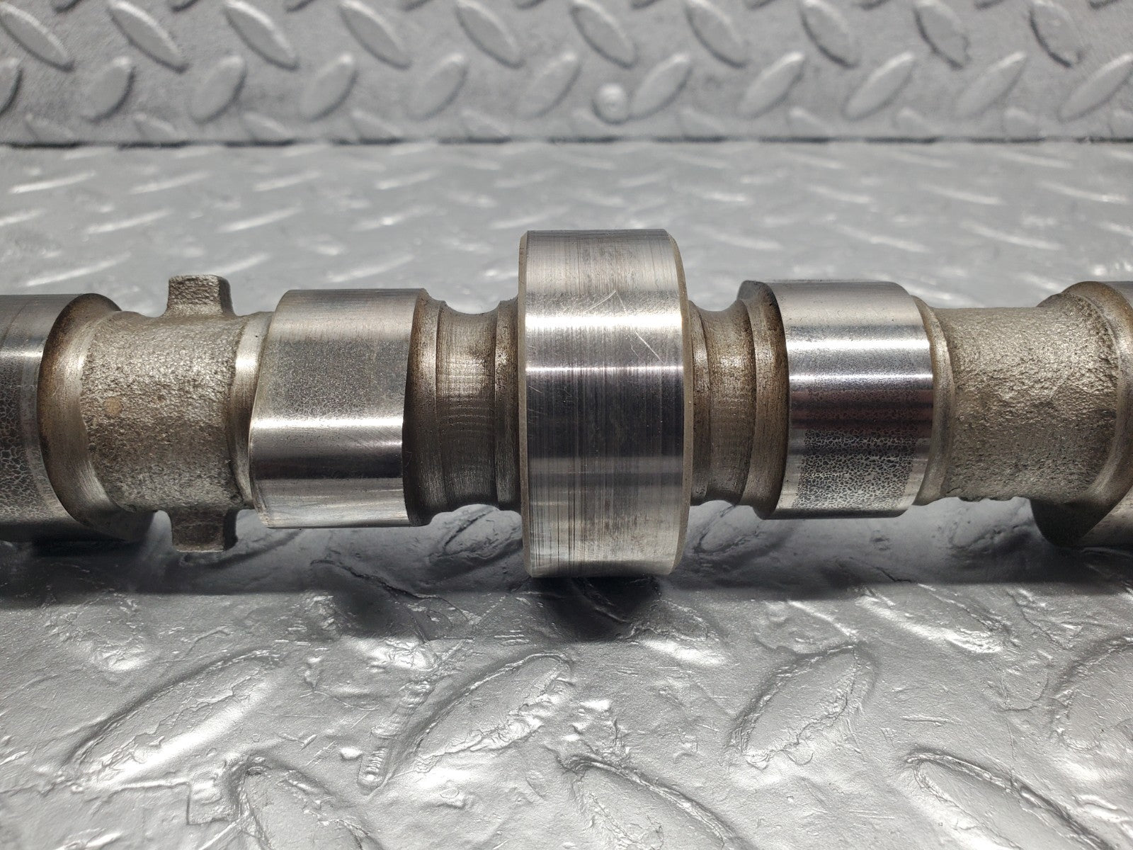 W126 Coupe camshaft right side used OEM