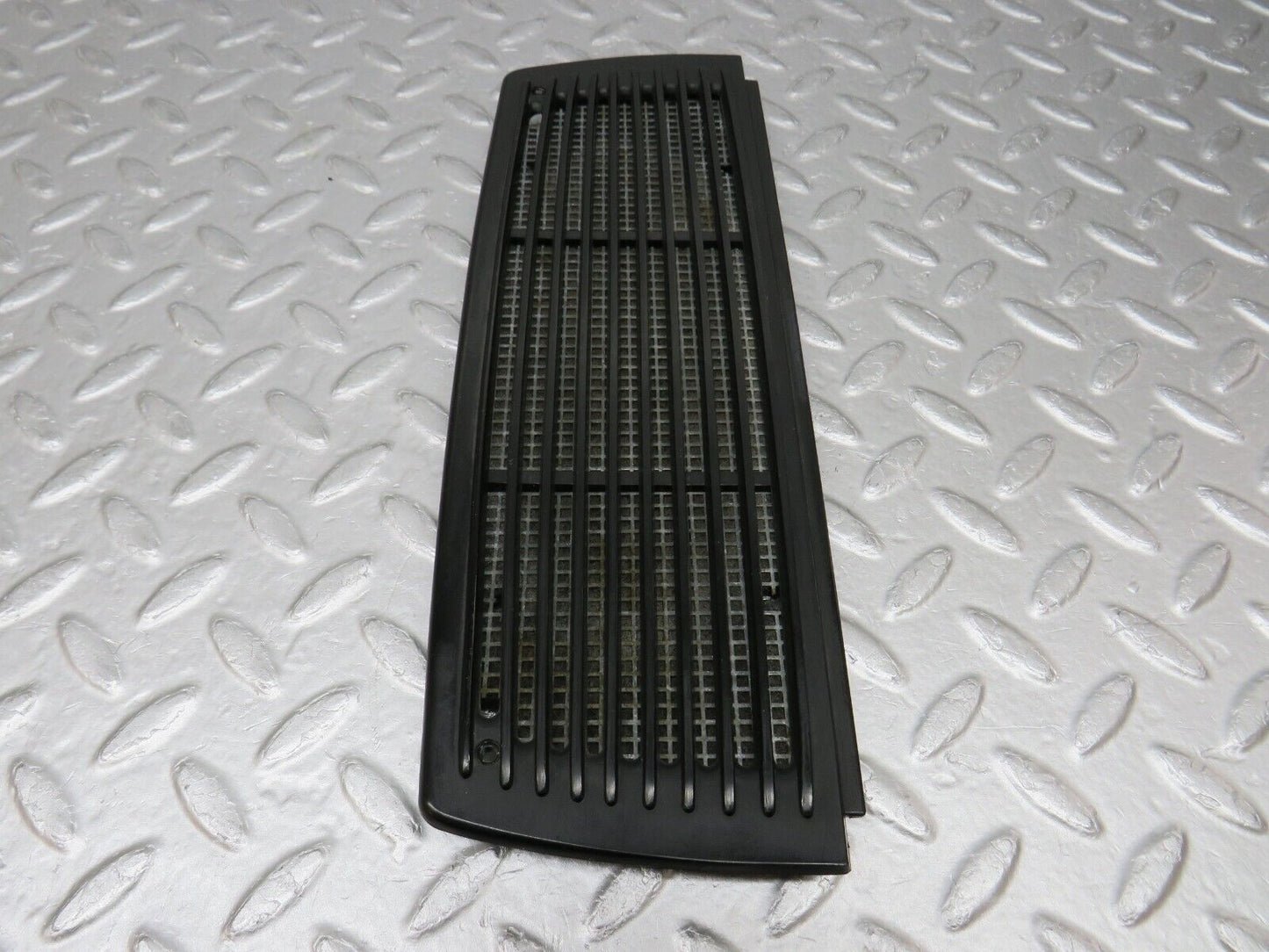 37489 Mercedes-Benz W109 300SEL Dashboard Speaker Cover