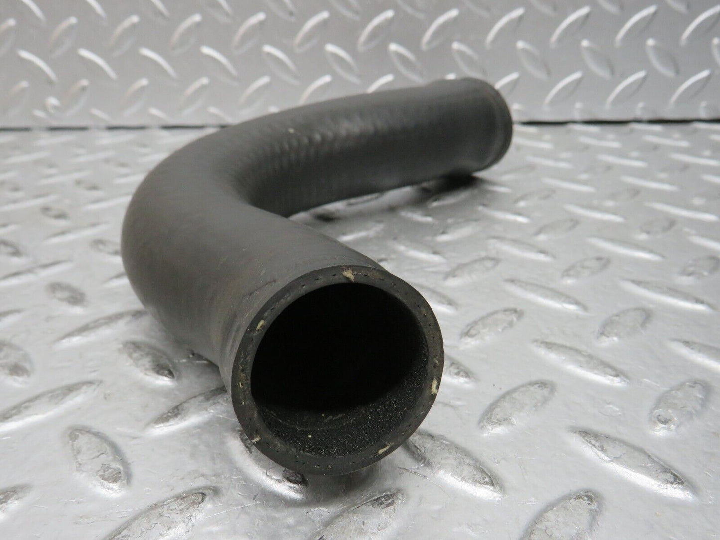 28846 Mercedes-Benz W123 230E Radiator Hose Pipe 1235012382