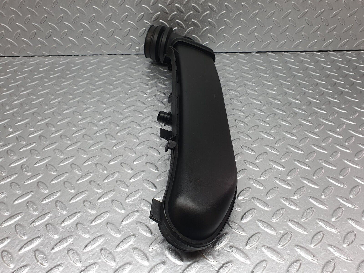 42115 Mercedes-Benz W202 C200 Air Intake Pipe 1111402512